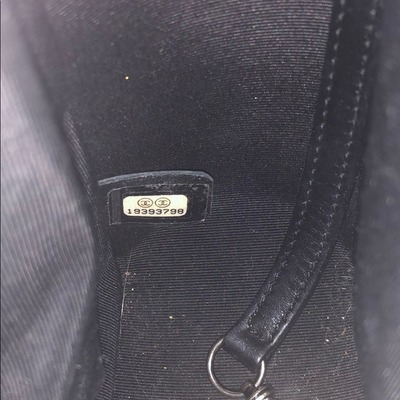 Jumbo Chanel Boy Bag 100% authentic - Picture 5 of 8